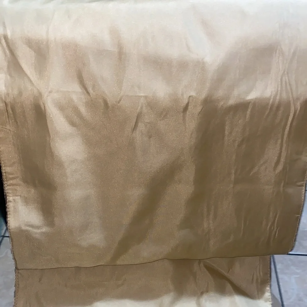 Pier 1 Imports table runner